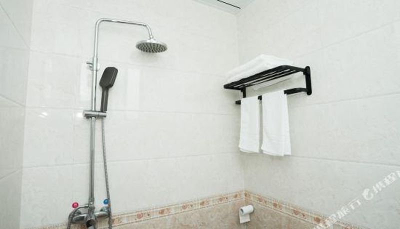 Habitación - Fengsheng Yueya Hotel (Xinfeng Xihe North Road Branch)