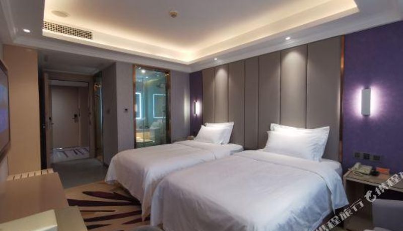 Camera - Xianning Hongfu Hotel