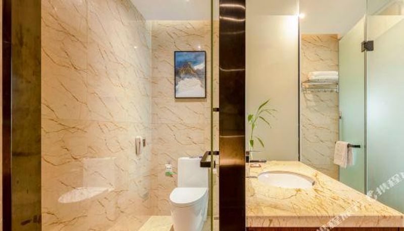 Camera business - Wen Hai Hotel