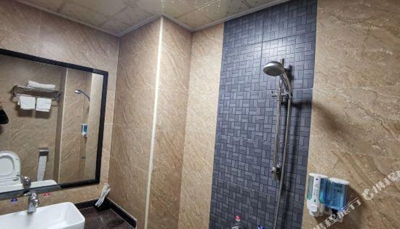 Habitación - longchuan Intercontinental business hotel Berlin