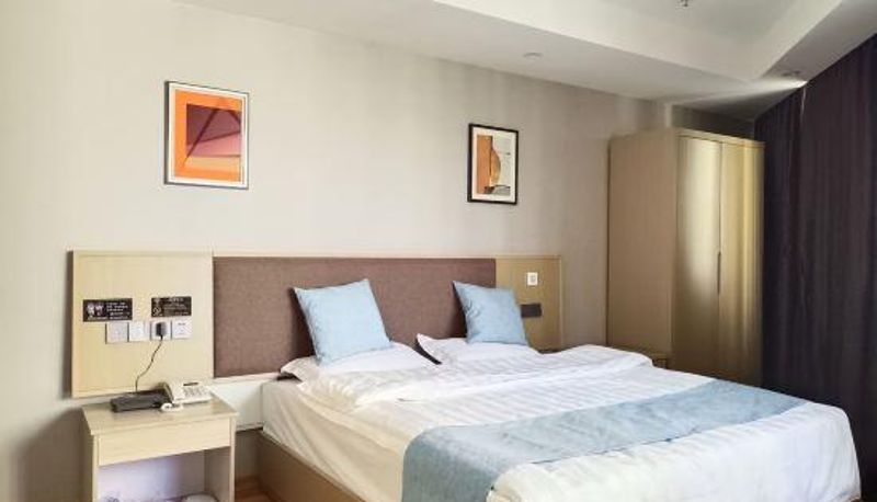 Vista interna - Four Seasons Hotel (Chuzhou Government Store)