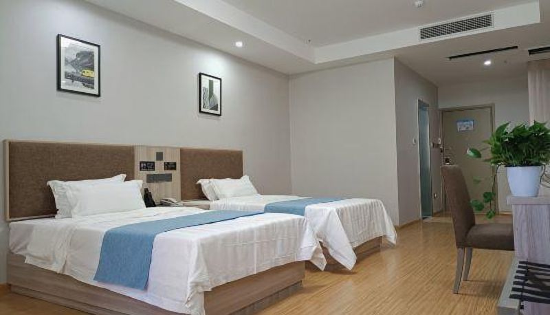 Camera - Four Seasons Hotel (Chuzhou Government Store)