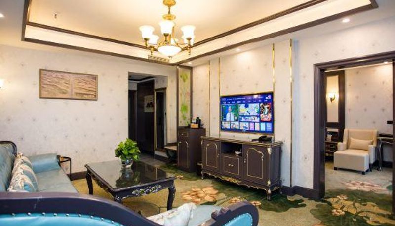 Suite - Four Seasons Hotel Seaon