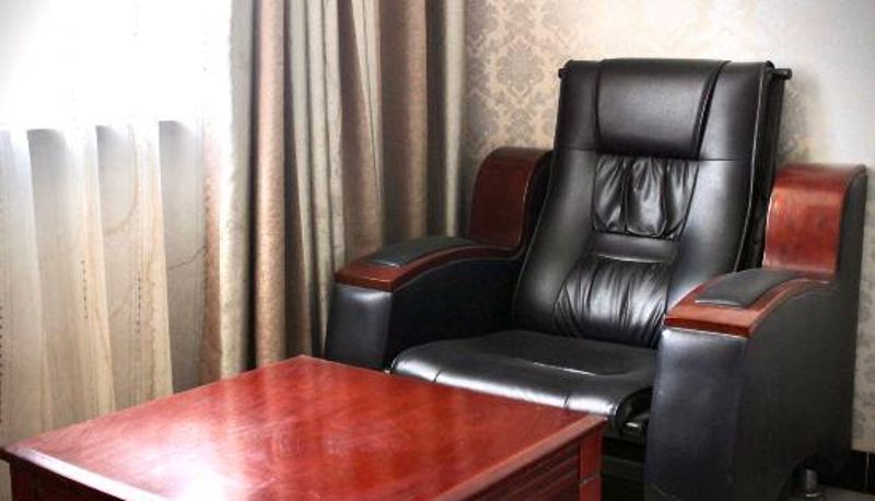 Camera - WEIHUA BUSINESSHOTEL