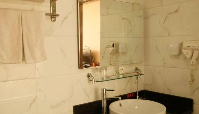 Zimmer mit Balkon - Yunzhi Shangyun Hotel (Hebei Xinji A Pai Branch)