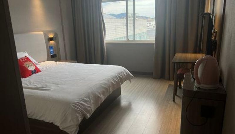 Zimmer - Nanyuan ejia Hotel (Passenger Transport Center Chuancheng South Gate Branch)