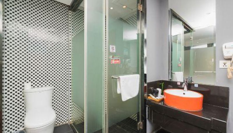 Kamer - Orange Theme Hotel