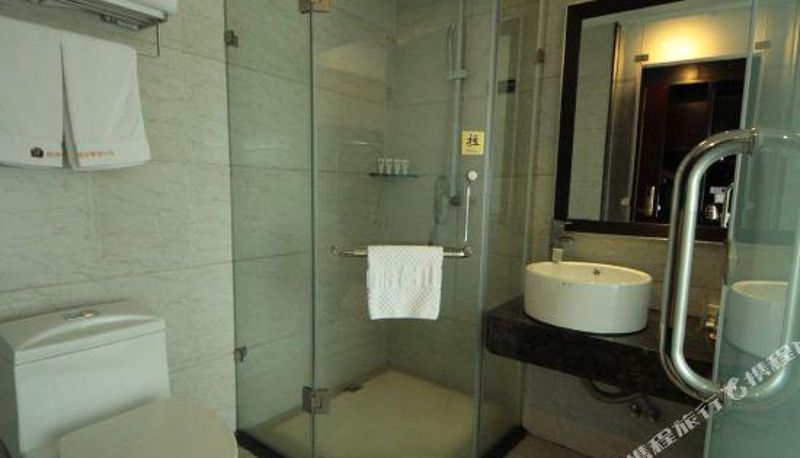 Interior view - Baili Yiju Hotel (Jiangmen Taishan Pedestrian Street Pinghu Road Branch)
