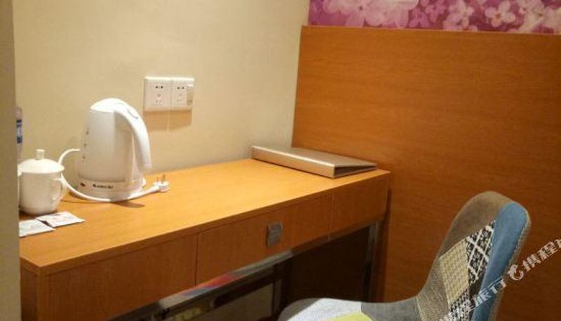Room - Modern Boutique Hotel