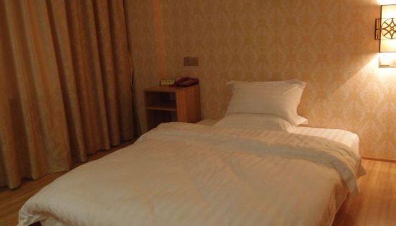 Room - Wanhao Business Hotel