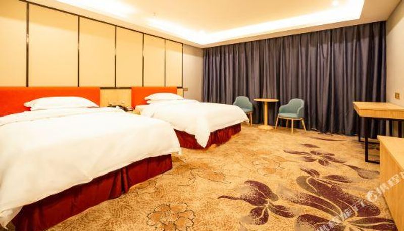 Camera - Liyawan Hotel