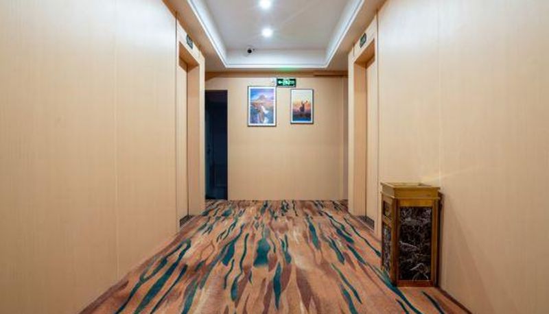 Vista interna - Heyuan Latu Hotel