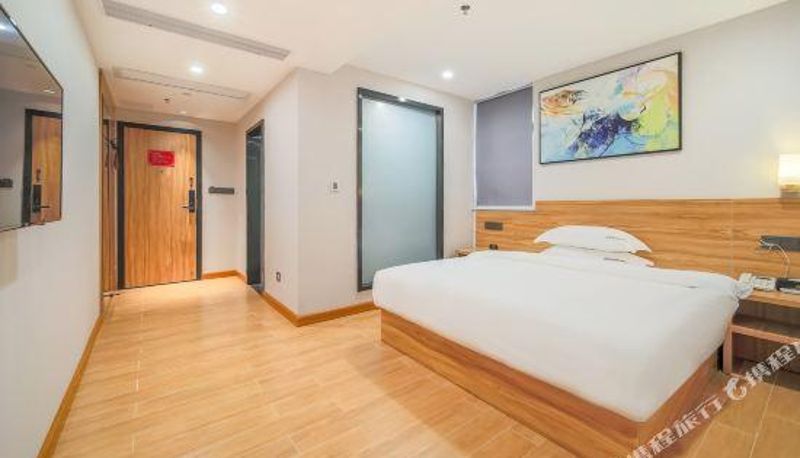 Camera - Yulang Tourism Business Hotel (Heyuan Gaopugang Branch)
