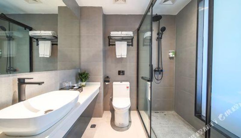 Camera - Yulang Tourism Business Hotel (Heyuan Gaopugang Branch)