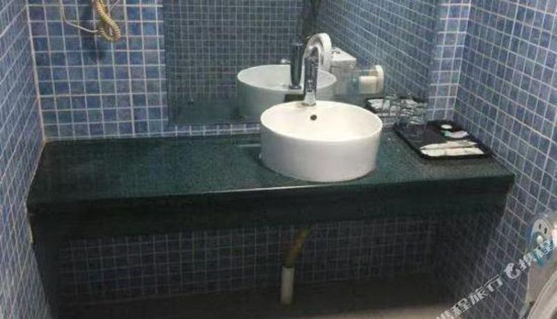 Camera - Heyuan Huihe Business Hotel