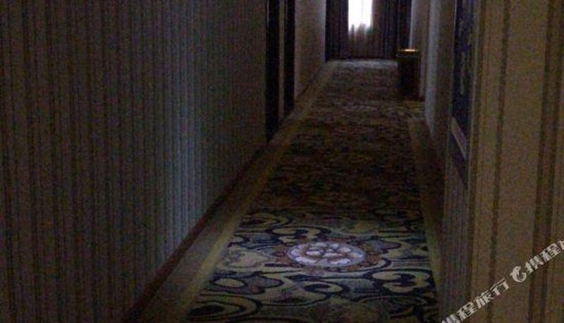Recepción - Longchuan Middle East Hotel