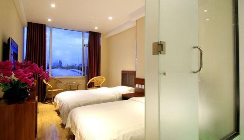 Camera - Towo Holiday Hotel (Zhangye West Railway Station)