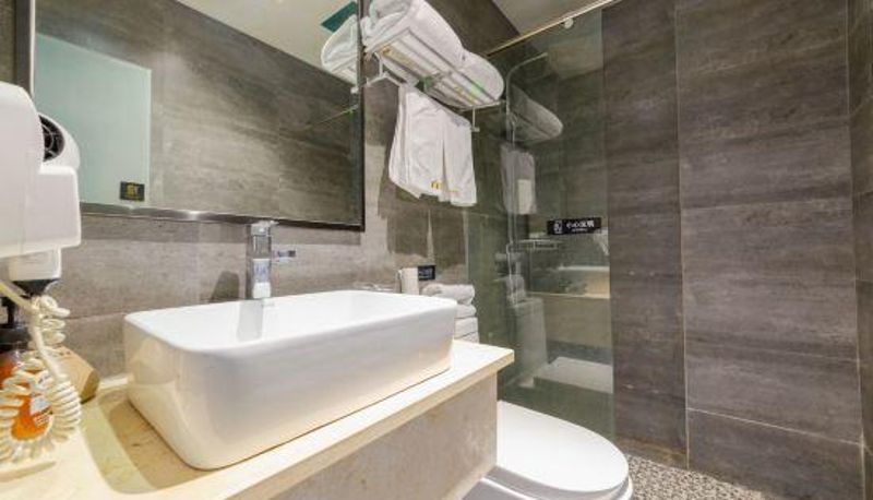 Zimmer - Meiqi S Hotel (Zhangjiagang Tangqiao High-speed Railway Station)