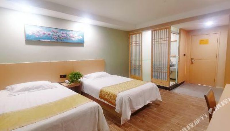 Camera - High-speed Railway Station Store of Baoyun Express Hotel in Zaozhuang