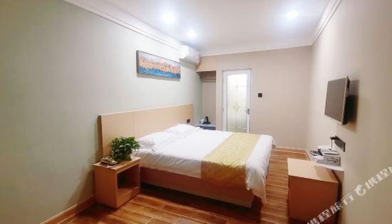 Camera - High-speed Railway Station Store of Baoyun Express Hotel in Zaozhuang