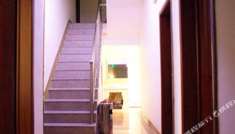 Recepcja - Rongshen Business Hotel (Zaozhuang Yongxing East Road)