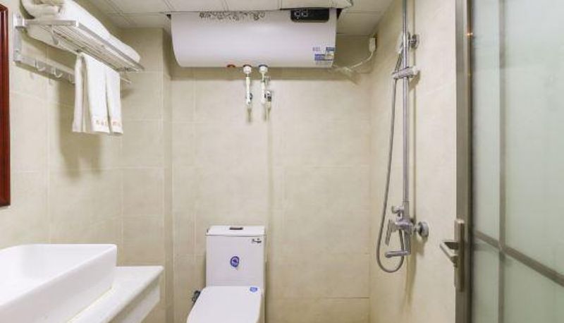 Business-kamer - Six pans of water Wanfu Building Business Hotel
