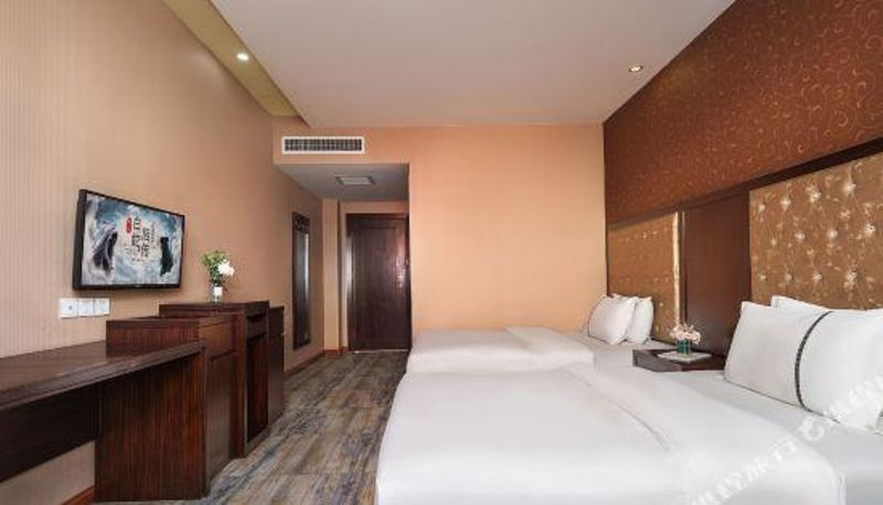 Camera business - Xiangtan Imperial Light Luxury Hotel (Imperial KTV Store)