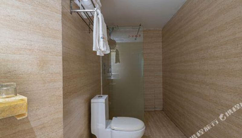 Zimmer - Little E Meizhi Hong Hotel (White Stone Store)