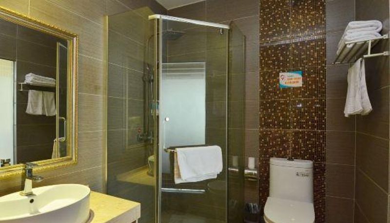 Camera - Junlai Hotel (Chaohu West Health Road)