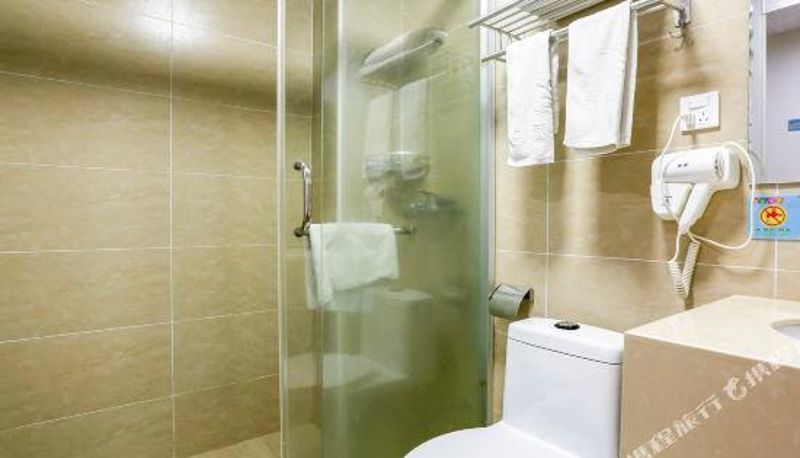 Chambre - OYO Jiashan Yinghe Hotel