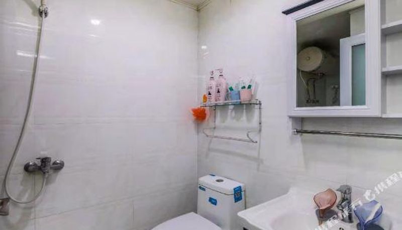 Camera - Chengde Chunqiu Xiaozhu