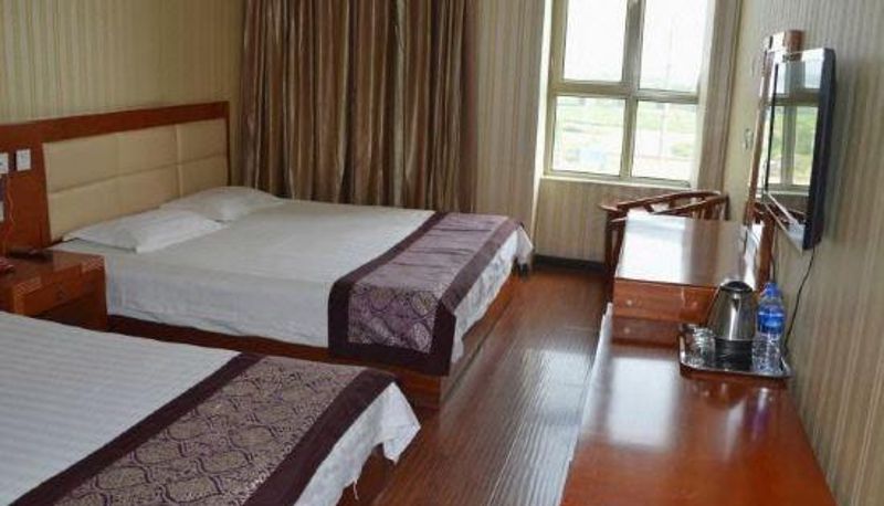 Habitación familiar - Binhe Express Hotel (Chengde University Town)