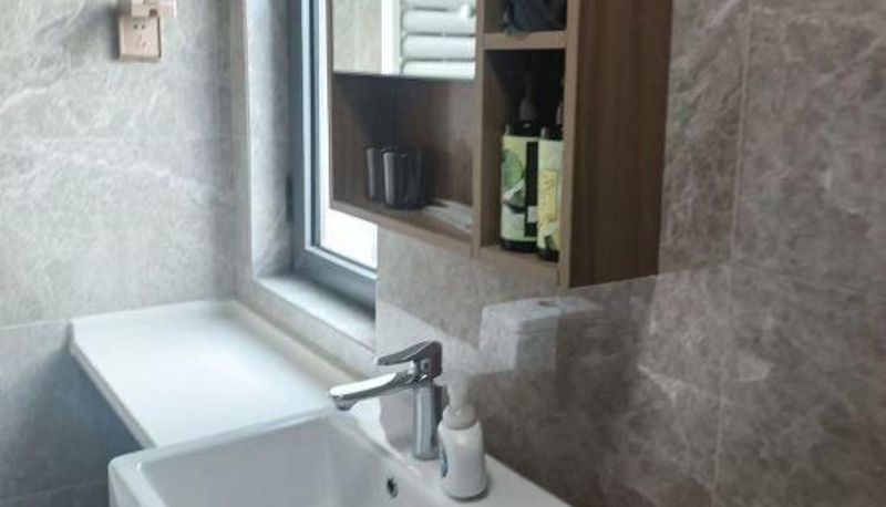Kamer - Manlu CC Hotel (Zhengzhou East Railway Station China Resources Times Square Branch)