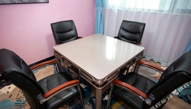 Pokój - Yuet Hotel (Zhengzhou Erqi Square David City)