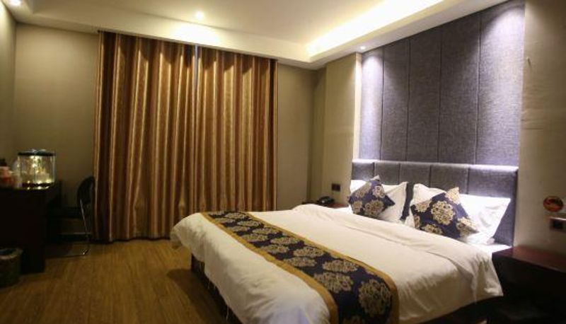 Camera - Zhongwei Jintai Hotel