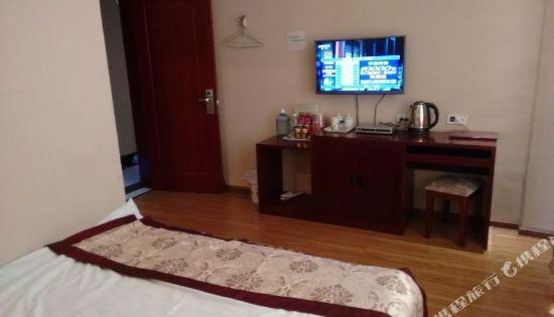 Kamer - Zhaotong Grand Hyatt Express Hotel (Zhaoyang District No.1 Middle School)