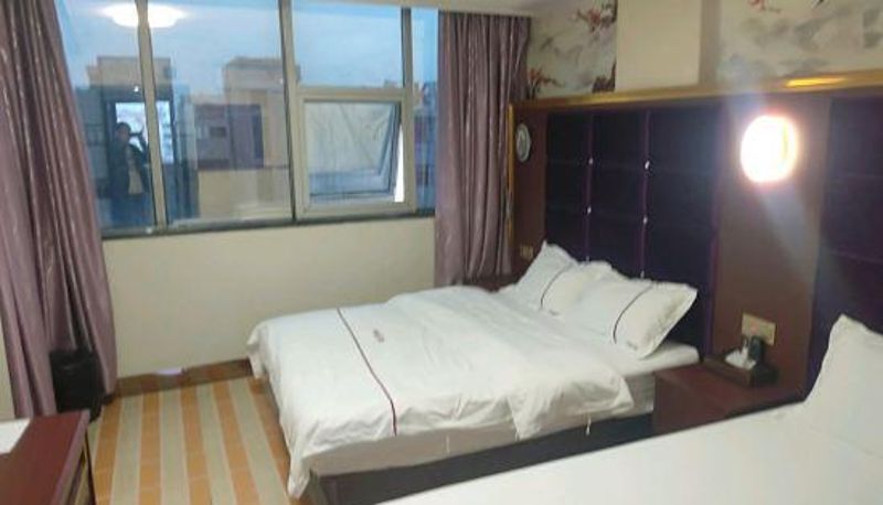 Camera - Zhongshan Yeli Hotel (Zhongshan Shalang Rainbow Avenue)
