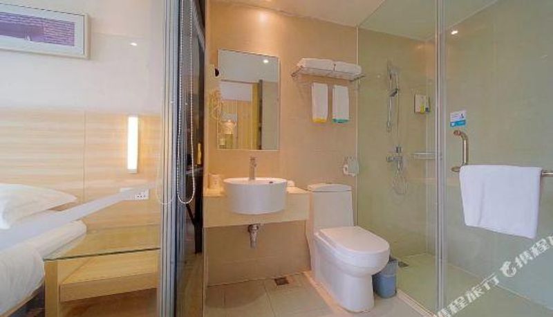 Camera - City Comfort Inn (Zhongshangang Avenue)