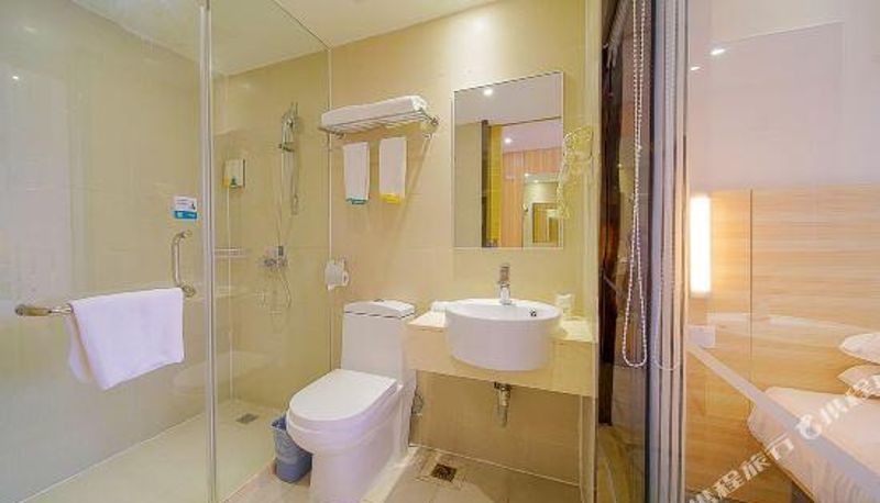 Camera - City Comfort Inn (Zhongshangang Avenue)