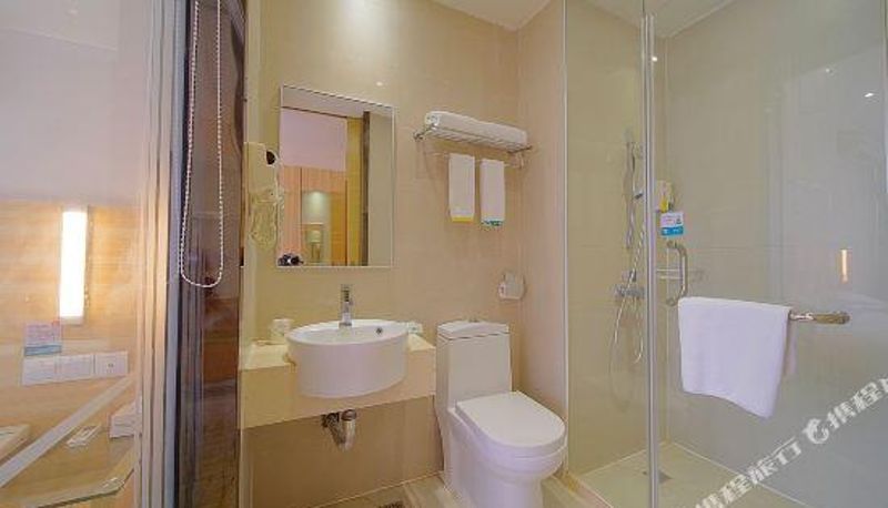 Camera - City Comfort Inn (Zhongshangang Avenue)