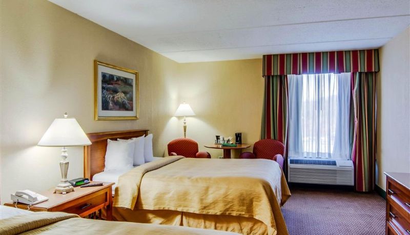 Camera - Quality Hotel and Conference Center Bluefield