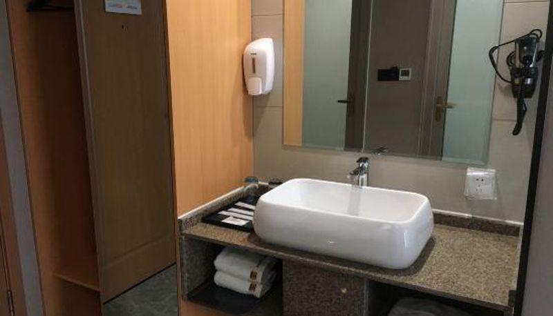 Zimmer - Huadu Holiday Hotel Zhumadian
