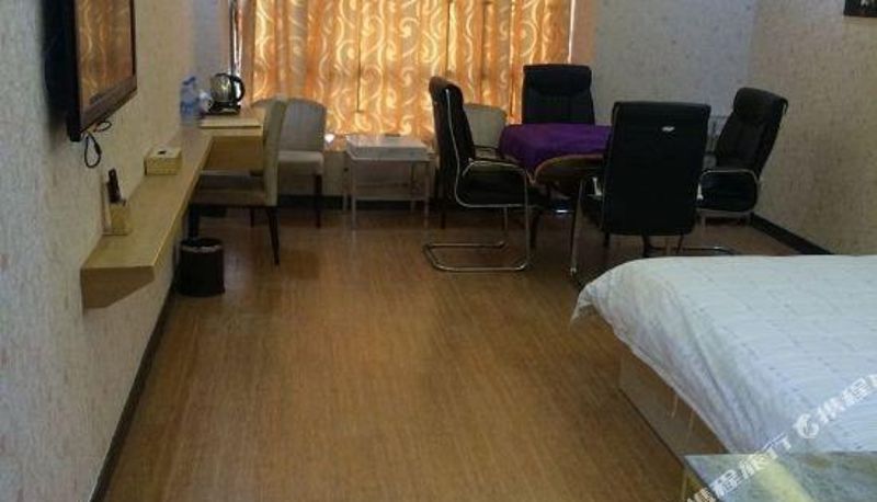 Zimmer - Zhaoqing Jinshiji Hotel