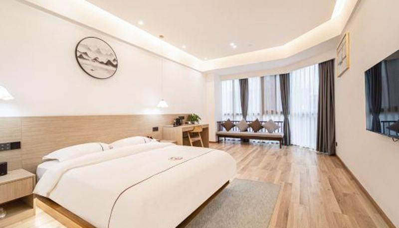 Pokój - Dongyunge Hotel (Zigong Fangte Dinosaur Kingdom Store)