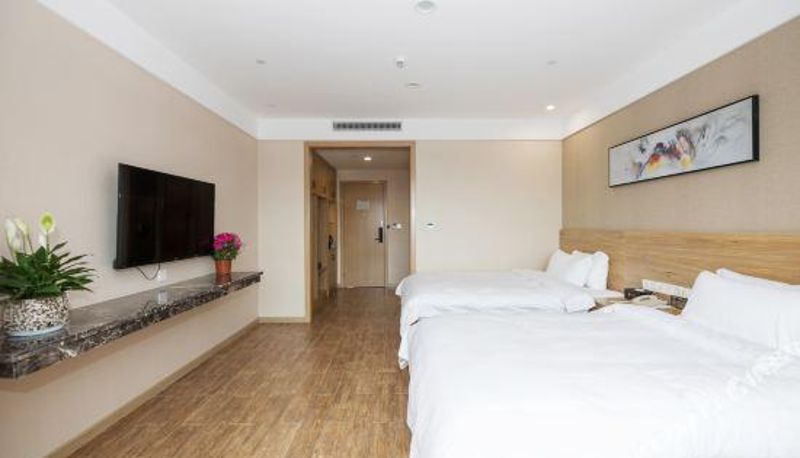 Camera - Yixing Yichen Hotel
