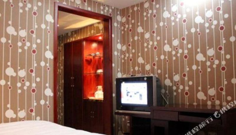 Zimmer - Bai Ming Hotel
