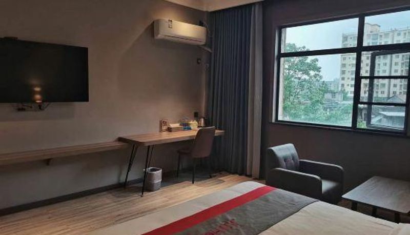 Camera - JUN Hotels