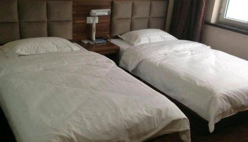 Family room - Yantai Fushun Lai Express Hotel