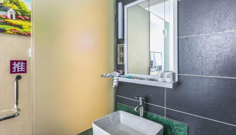 Kamer - Yantai) Violet-themed Hotel (Wanda Plaza