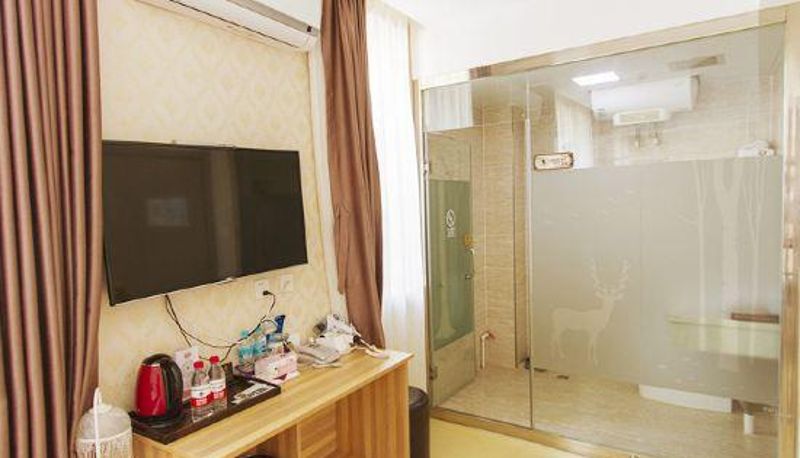 Zimmer - Yanji Department Store) Luolaiou Hotel (Yanbian University Branch